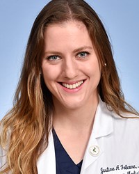 A photo of Justine Falcone.