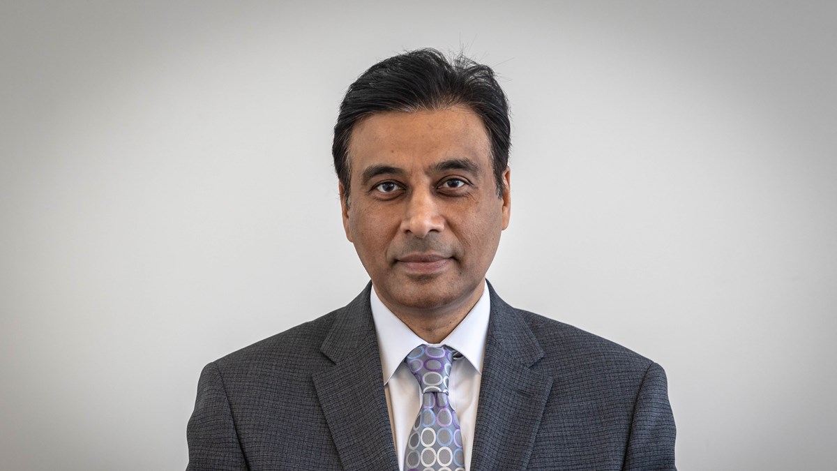 A head shot photo of Sunil Sharma, M.D..