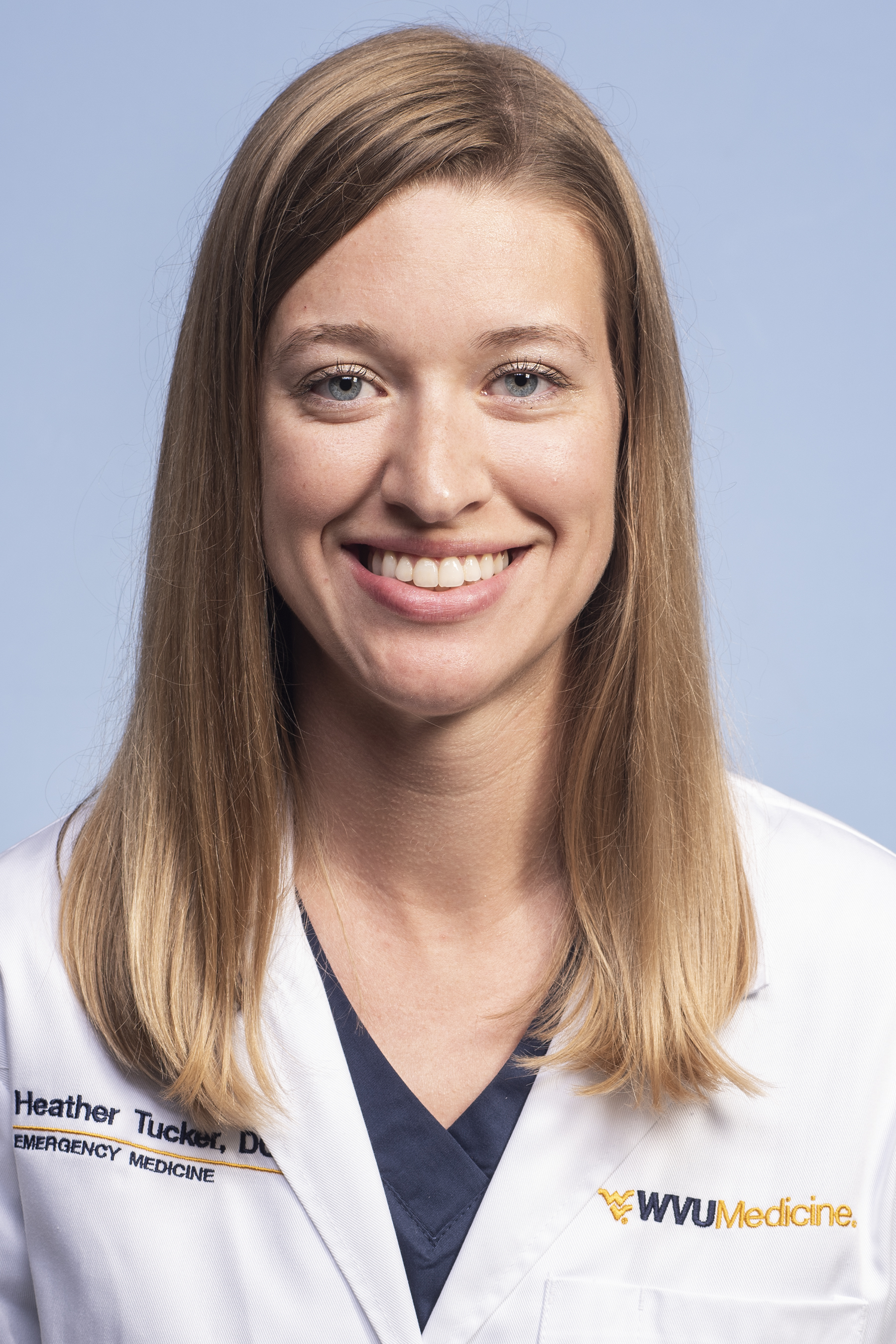 A photo of Heather Tucker.